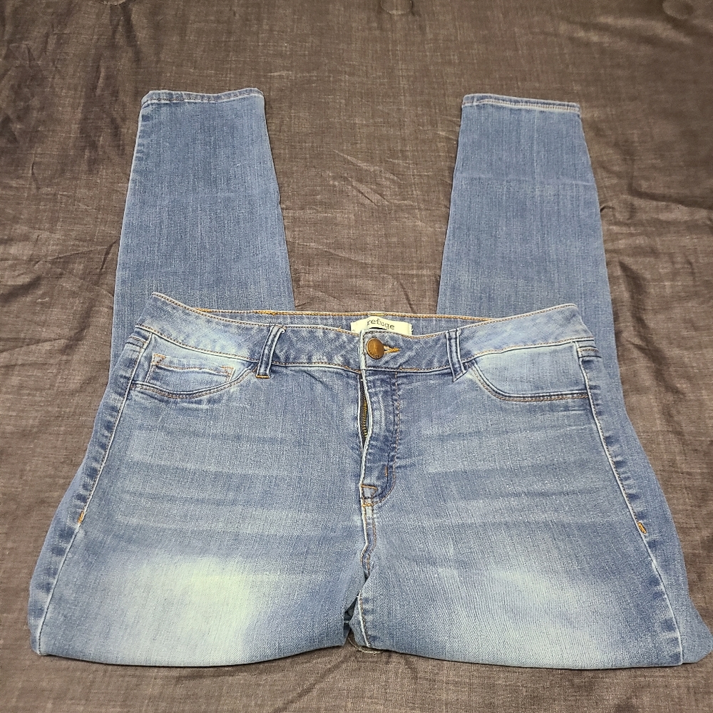 Refuge light wash skinny jeans - Picture 2 of 6